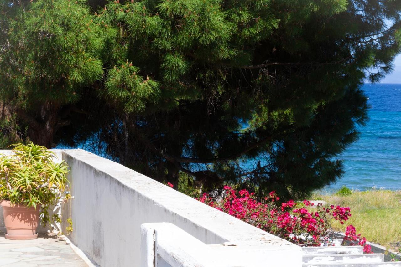 "Nirvana Seaside" By The Beach Néa Mákri Exterior photo